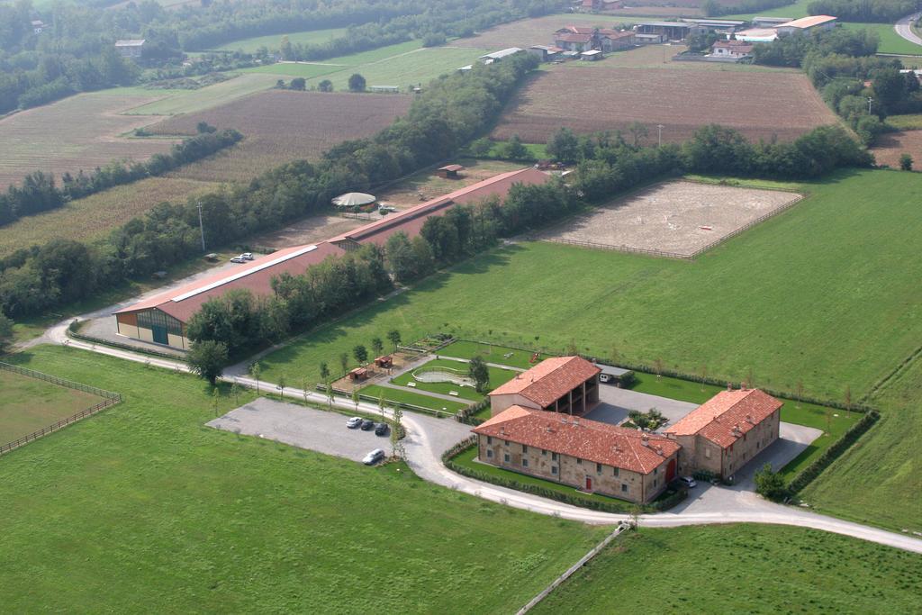 Agriturismo Ca Del Lupo Pallazzolo sull'Oglio Exterior photo